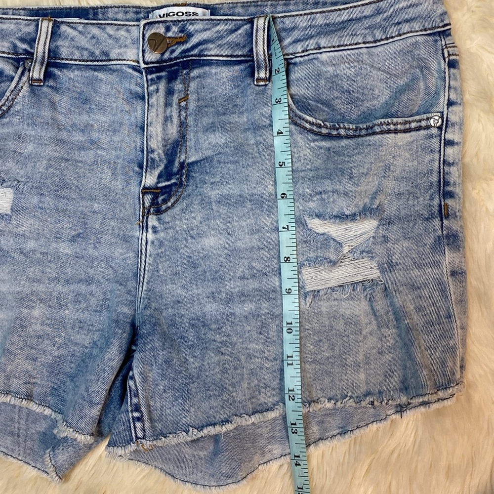 Vigross denim distress shorts , raw hem, size 32 Light wash stone - Picture 6 of 10